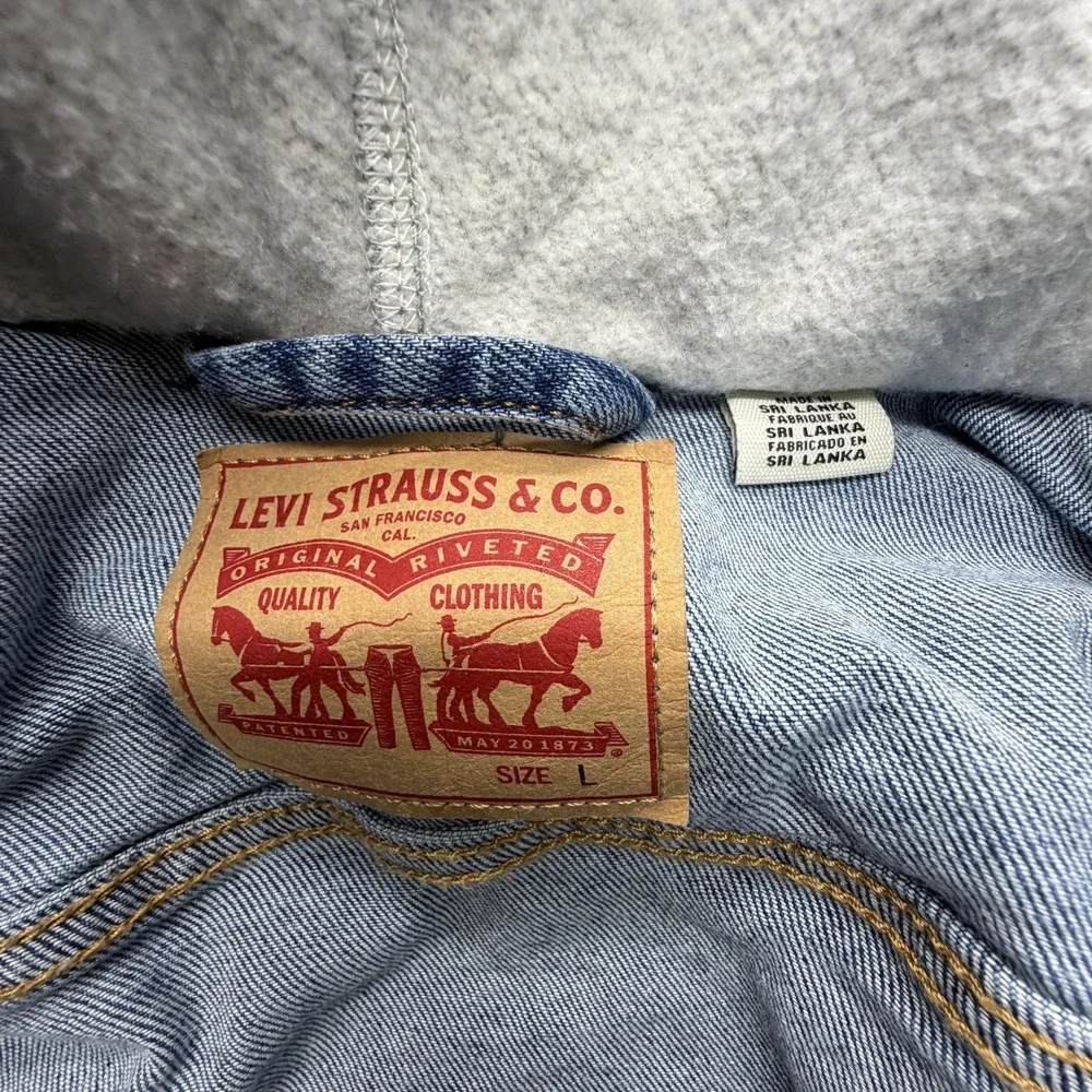 Levi's‎ Jacket Youth Large Blue Denim Hooded Varsity Trucker Sweatshirt Sleeves